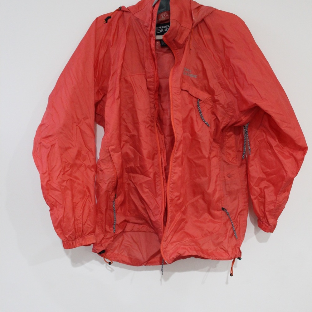 Very nice rain jacket